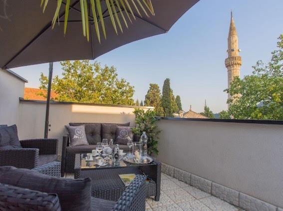 מוסטר Urban Suites & Apartments מראה חיצוני תמונה